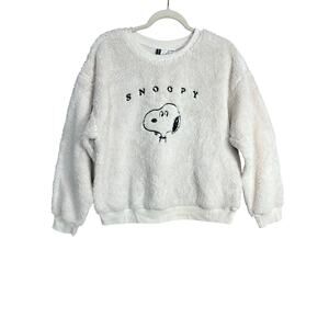 H&M Divided Peanuts Snoopy Cozy Sweater M Women’s White Comfort Lounge Fuzzy